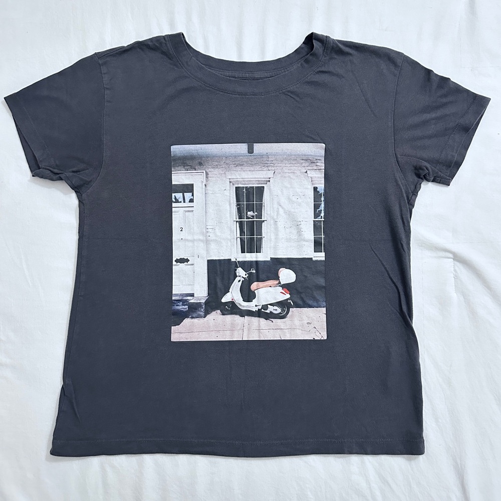 Abercrombie & Fitch Scooter Graphic Short Sleeve Crop Tee - Charcoal Grey - XS - Picture 4 of 10